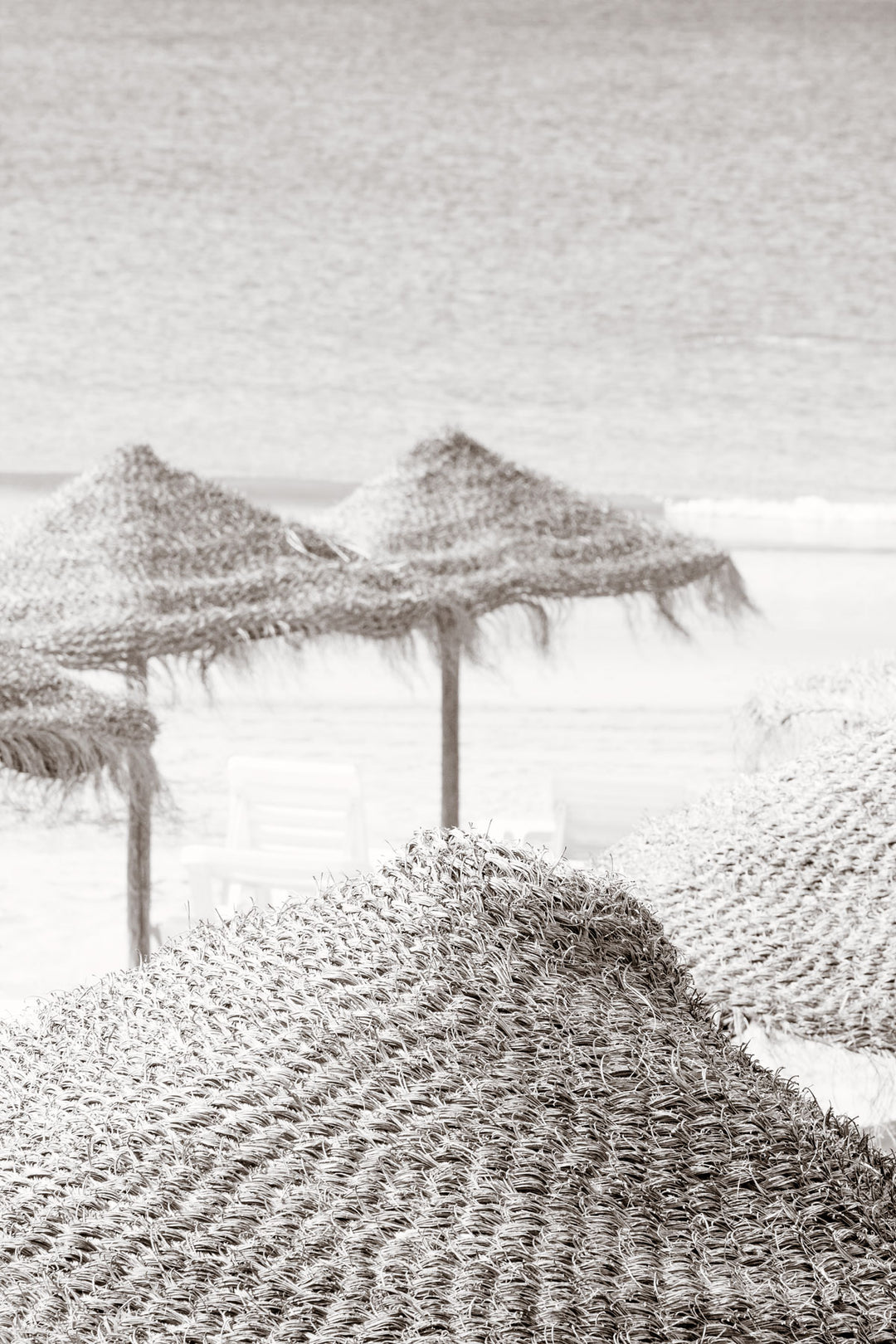 モノクロ風景写真 湖の静寂　A3サイズ　額・白マット付き Black and White Beach Wall Art Framed or Unframed – Cattie Coyle